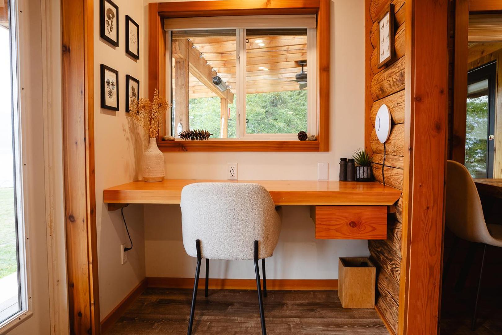 The Kootenay Lake House - A Private Luxury Retreat