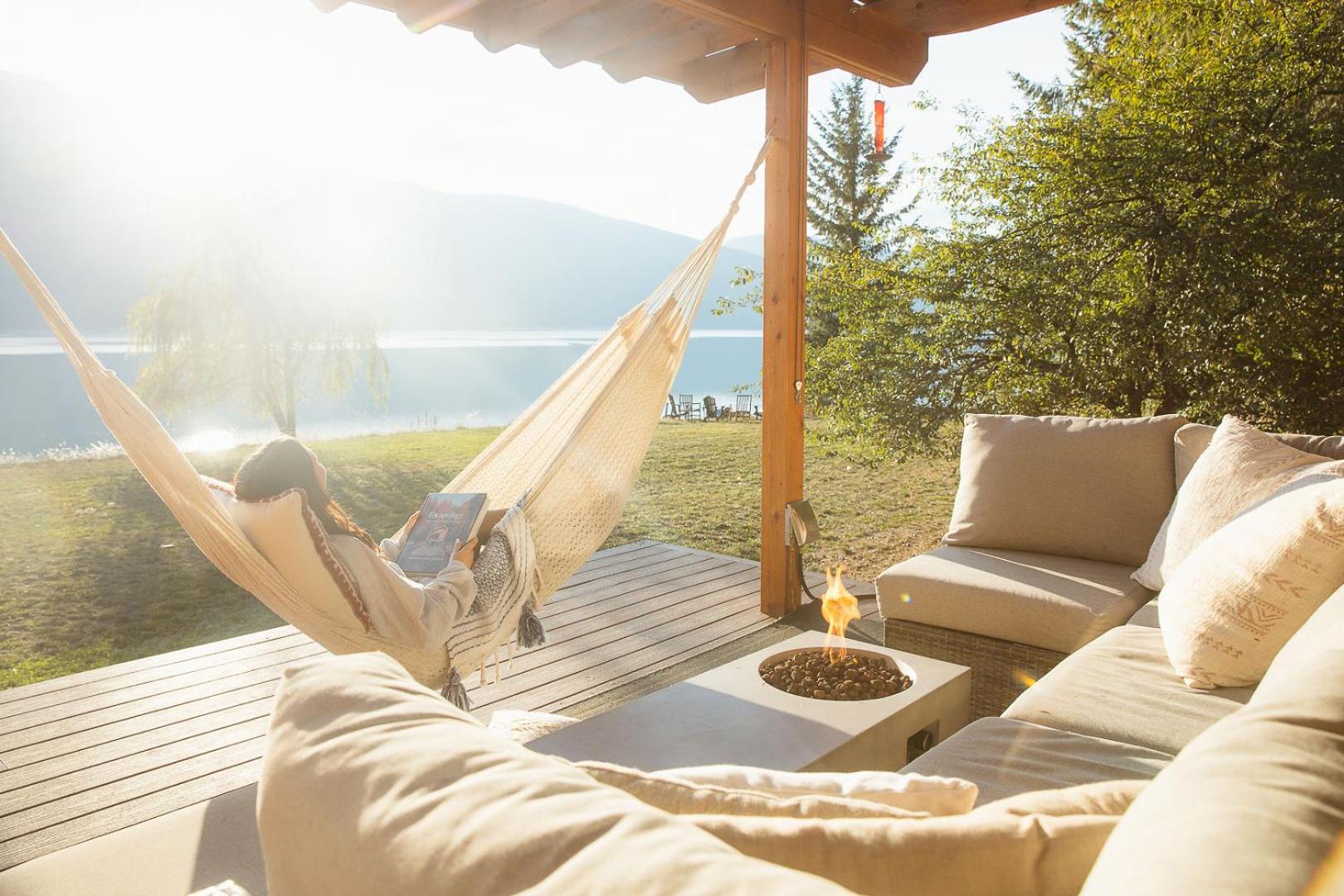 The Kootenay Lake House - A Private Luxury Retreat