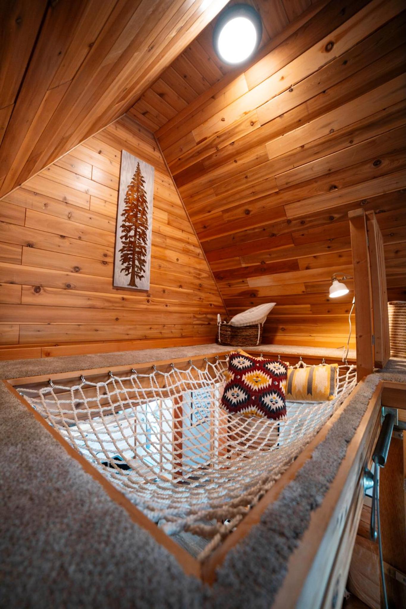 The Kootenay Lake House - A Private Luxury Retreat