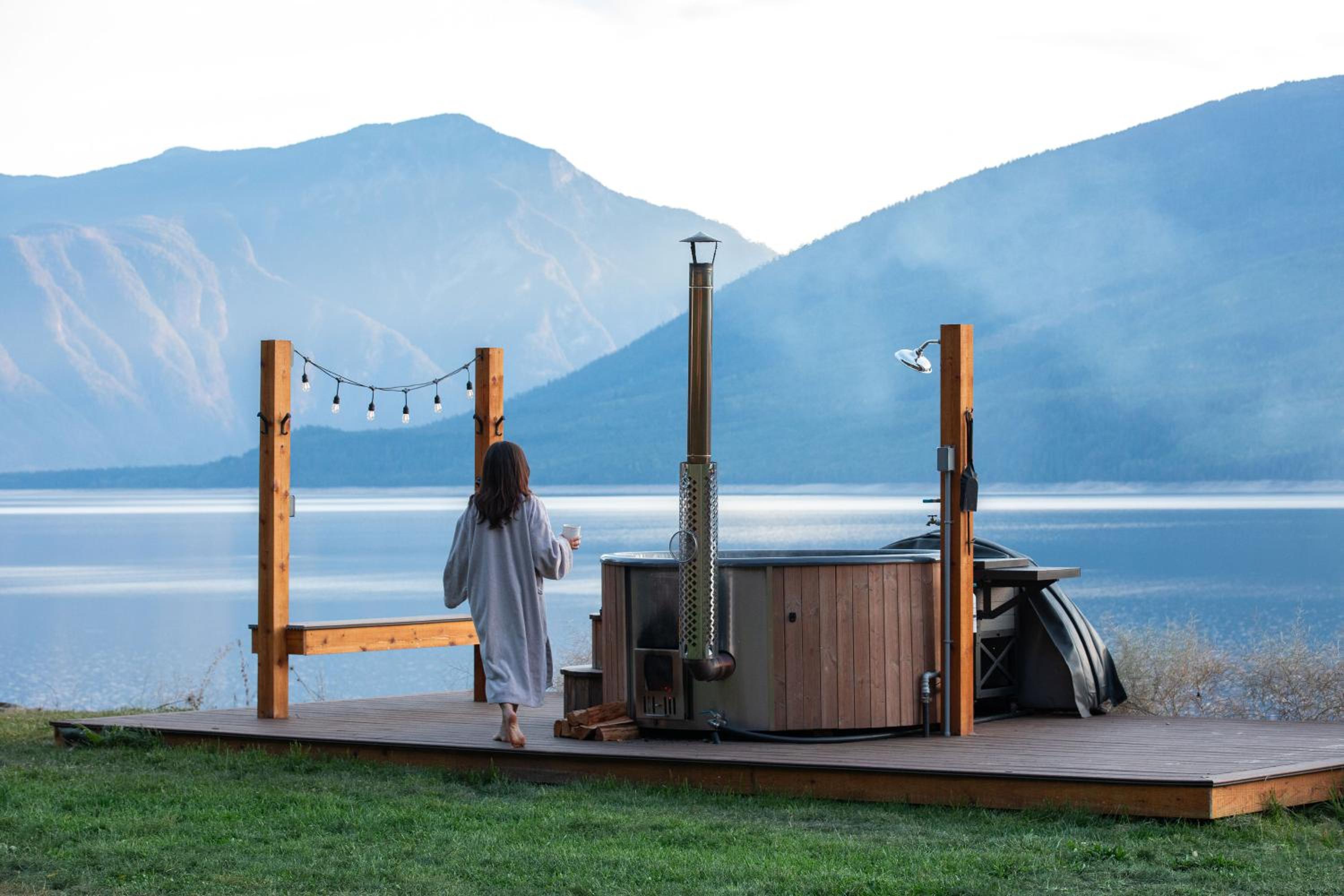 The Kootenay Lake House - A Private Luxury Retreat