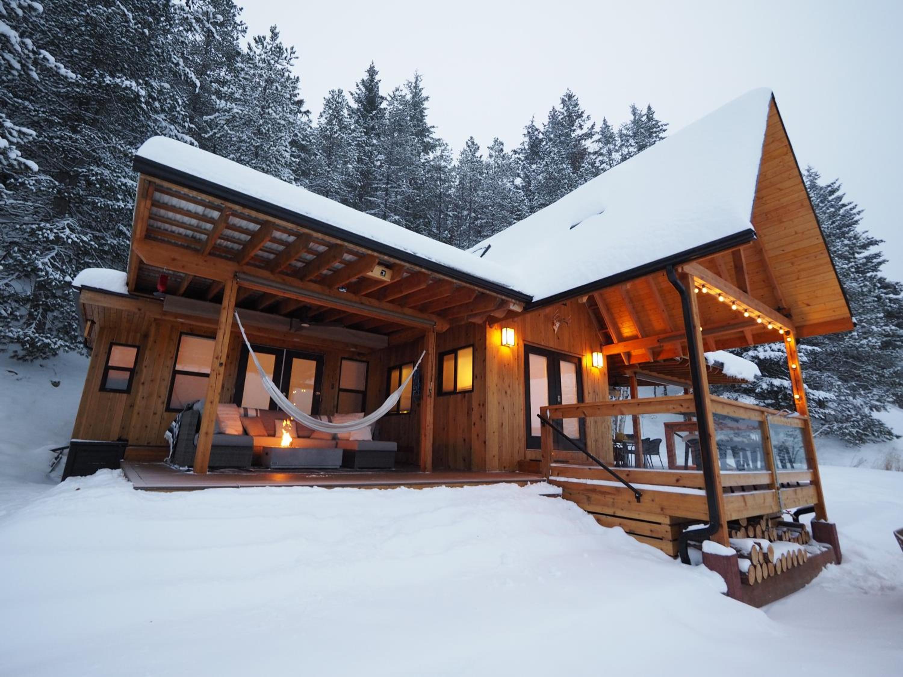 The Kootenay Lake House - A Private Luxury Retreat