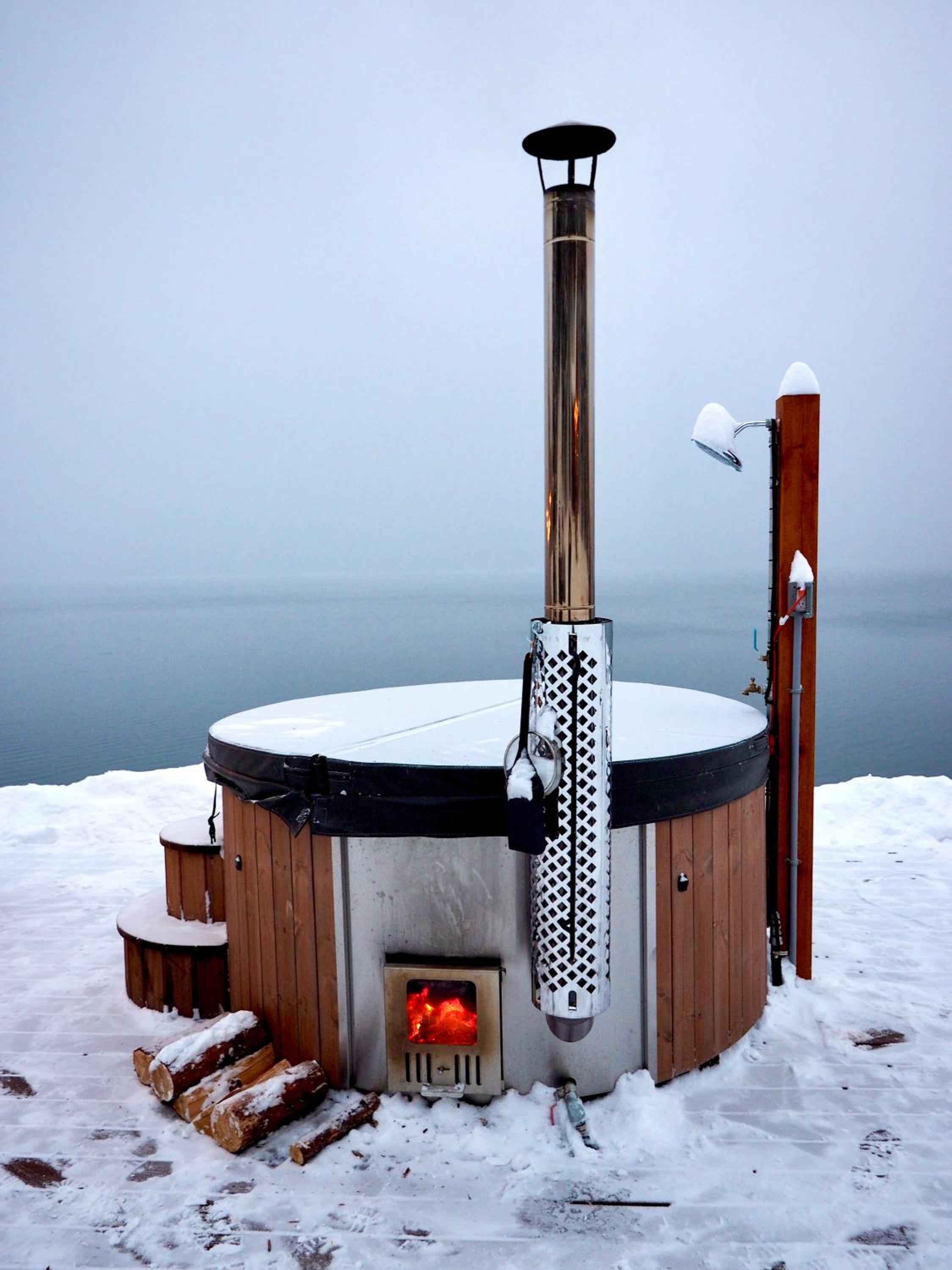 The Kootenay Lake House - A Private Luxury Retreat