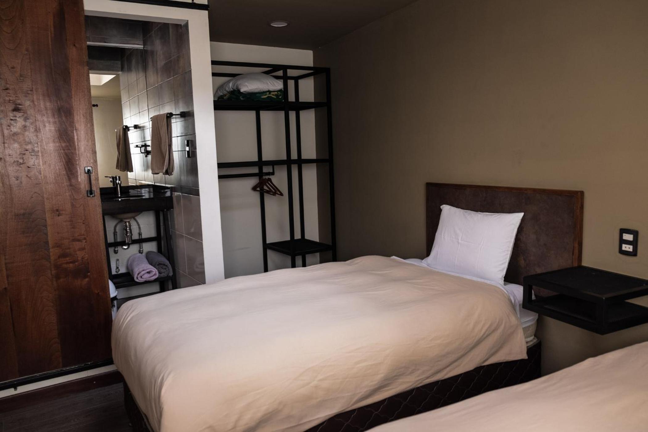 BB&B Hostel