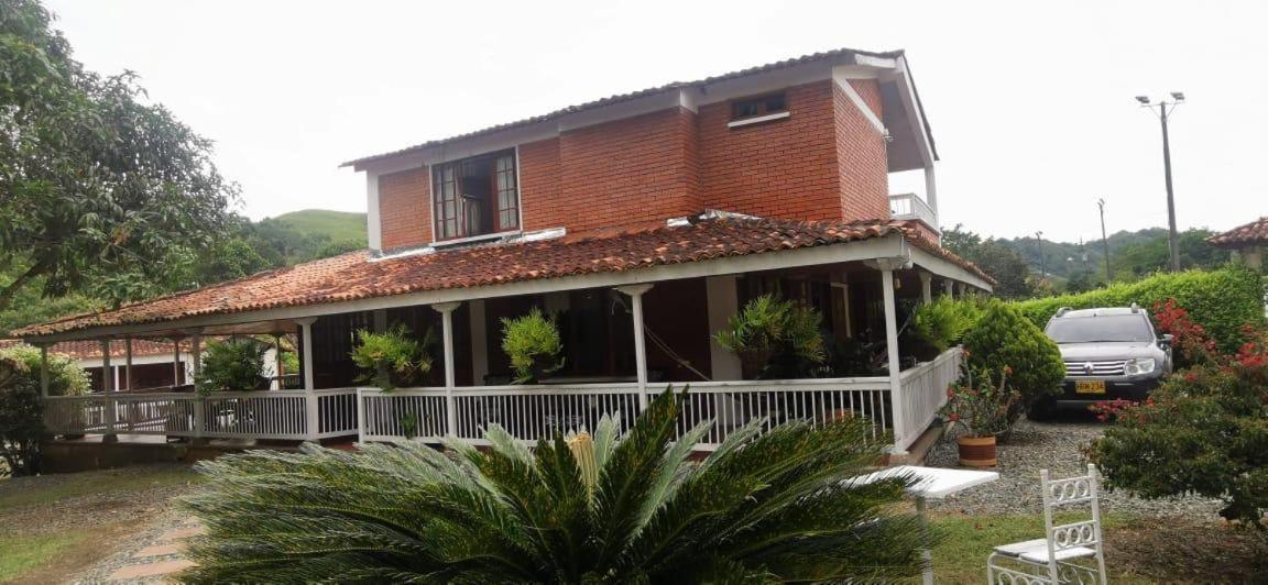 Chalet VillaMelania Brothers