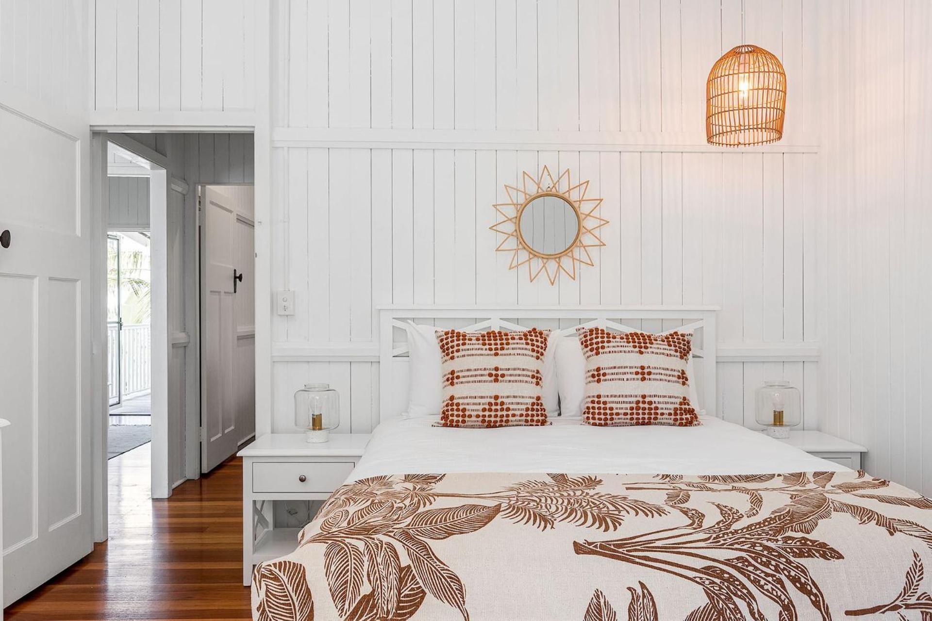 Cape Cottage - 5 bed charming cottage close to everything