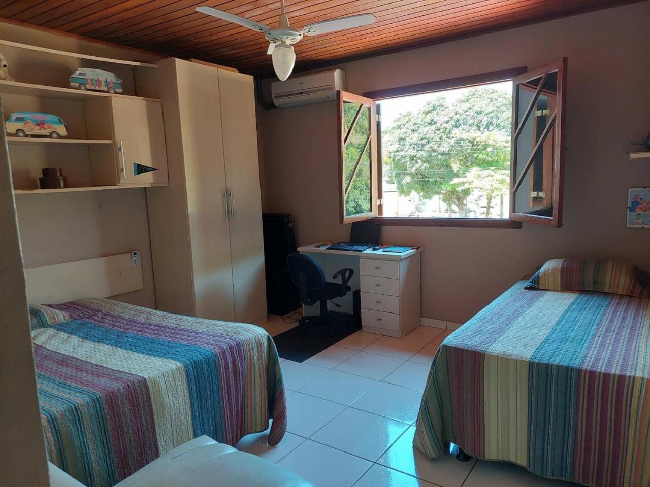 SOBRADO PERTO DE 2 PRAIAS