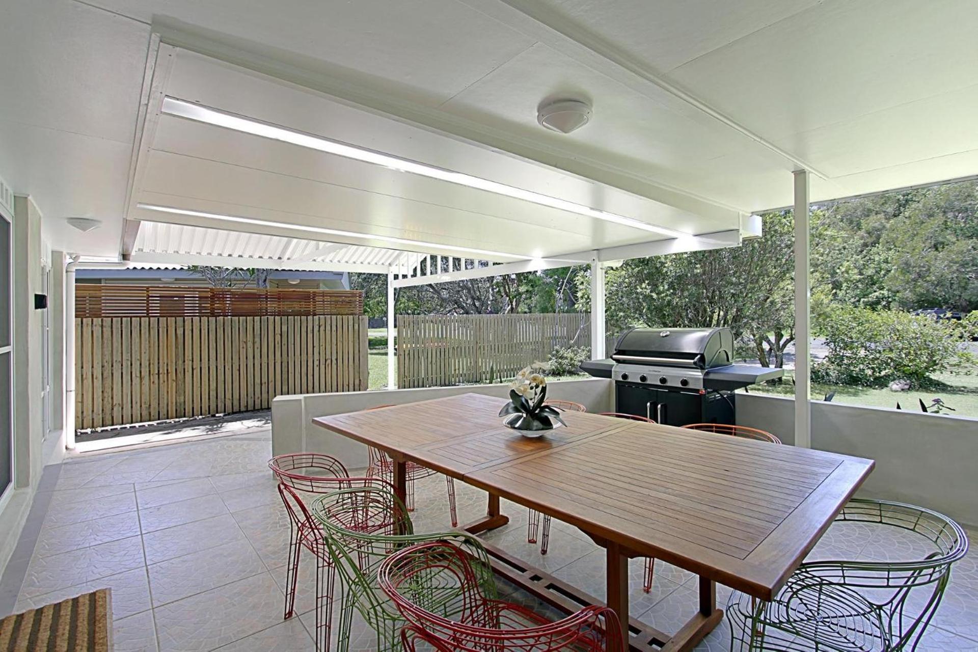 Mi Casa - stylish beach house near town & surf