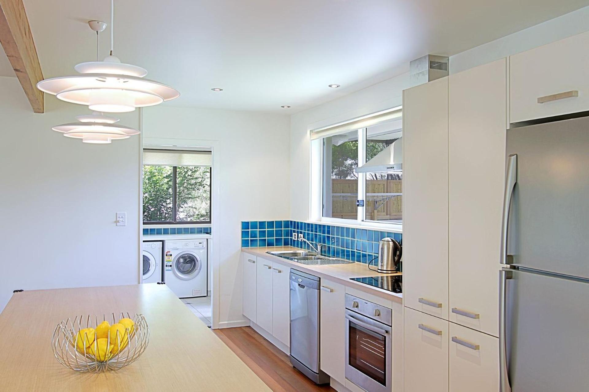 Mi Casa - stylish beach house near town & surf