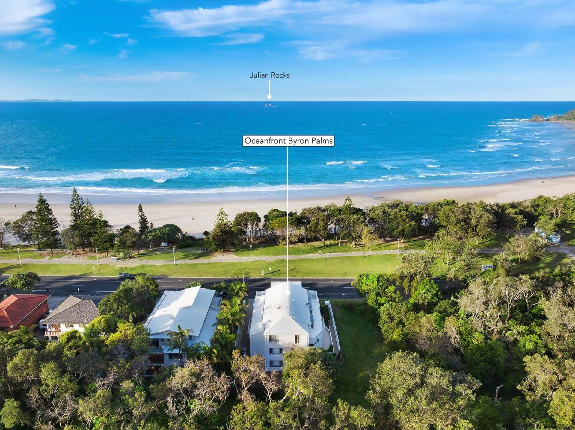 Oceanfront Byron Palms - 2 BR Main Beach apartment