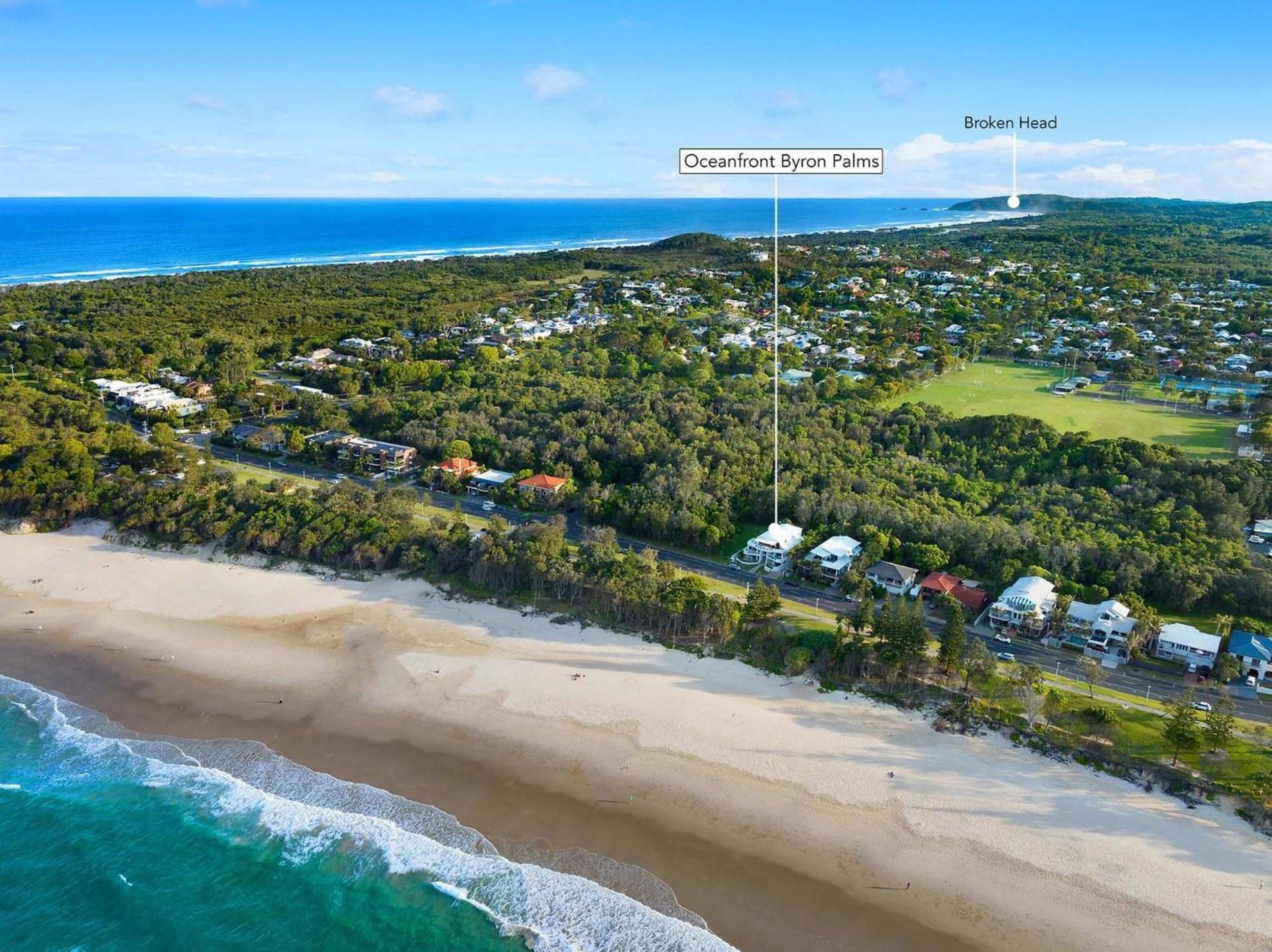Oceanfront Byron Palms - 2 BR Main Beach apartment