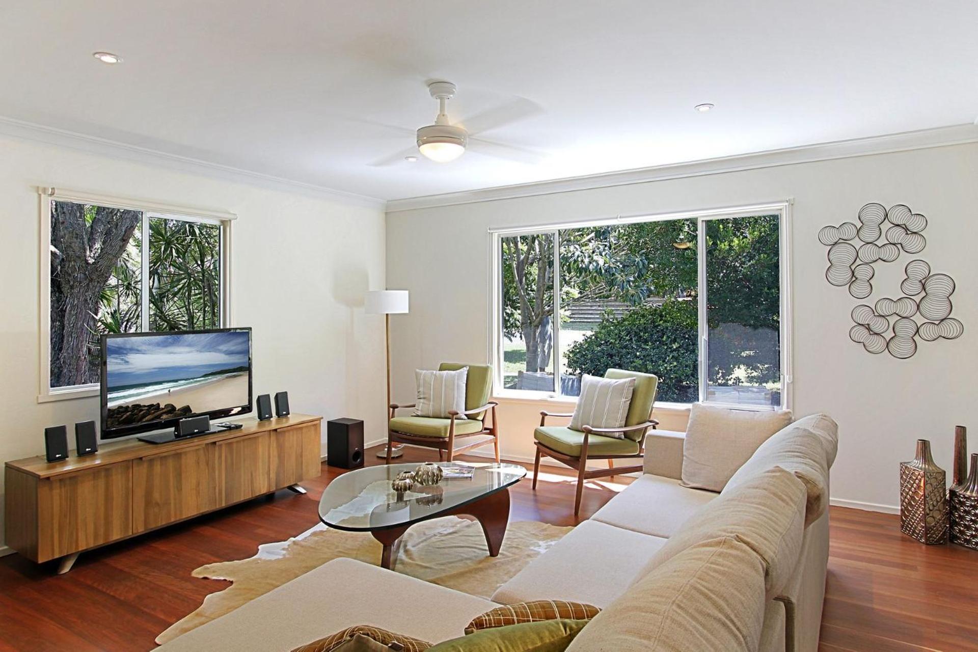 Su Casa - pet-friendly cottage in central Byron view 2