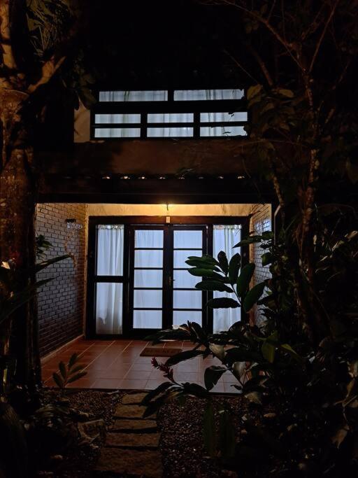 Chalé rústico a poucos metros da praia de Lagoinha