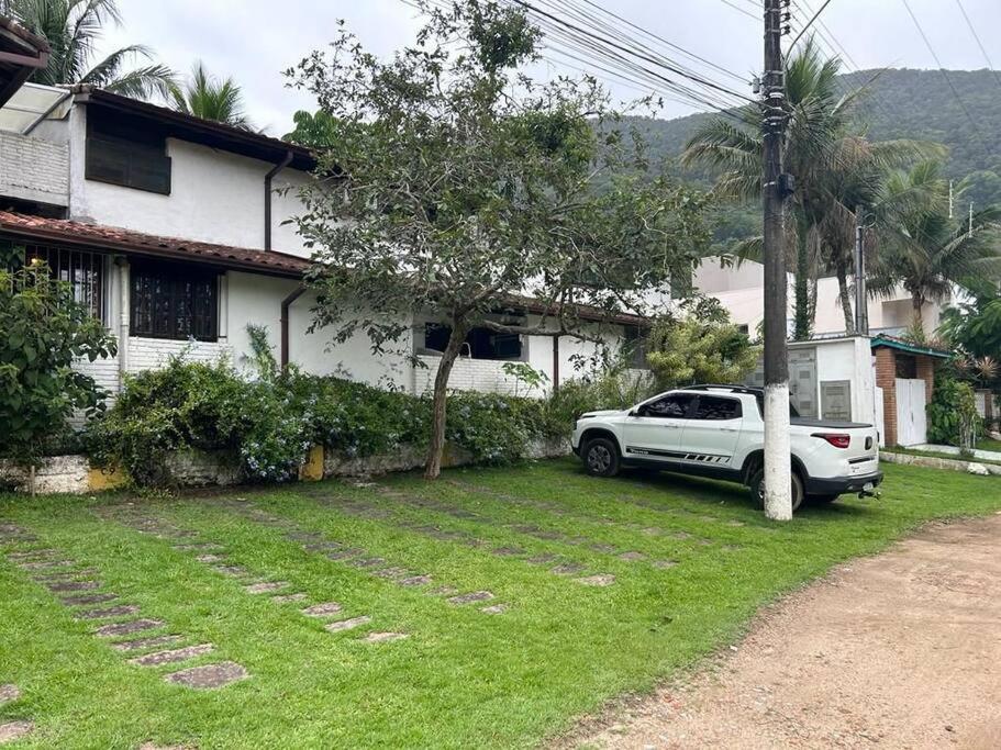 Chalé rústico a poucos metros da praia de Lagoinha