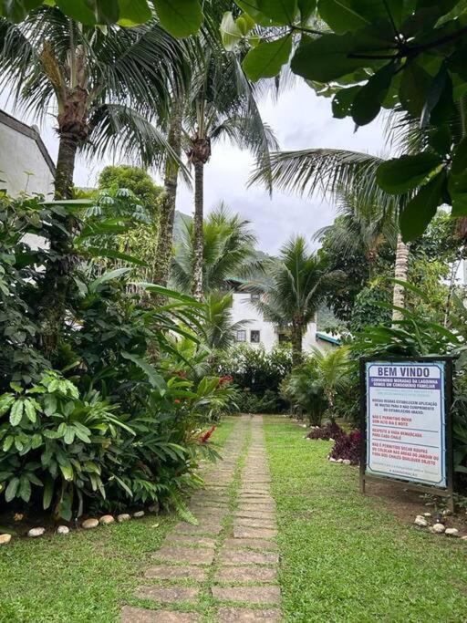 Chalé rústico a poucos metros da praia de Lagoinha