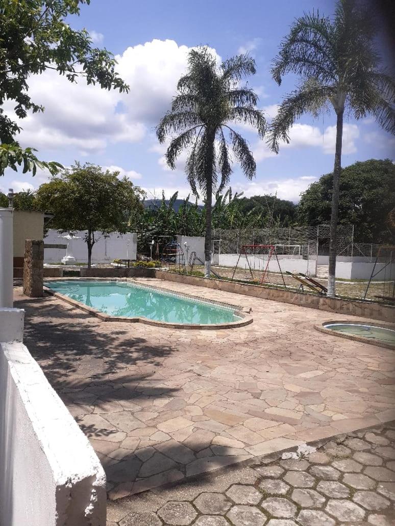CHÁCARA PARA ROMEIROS- próximo ao santuário de nossa senhora