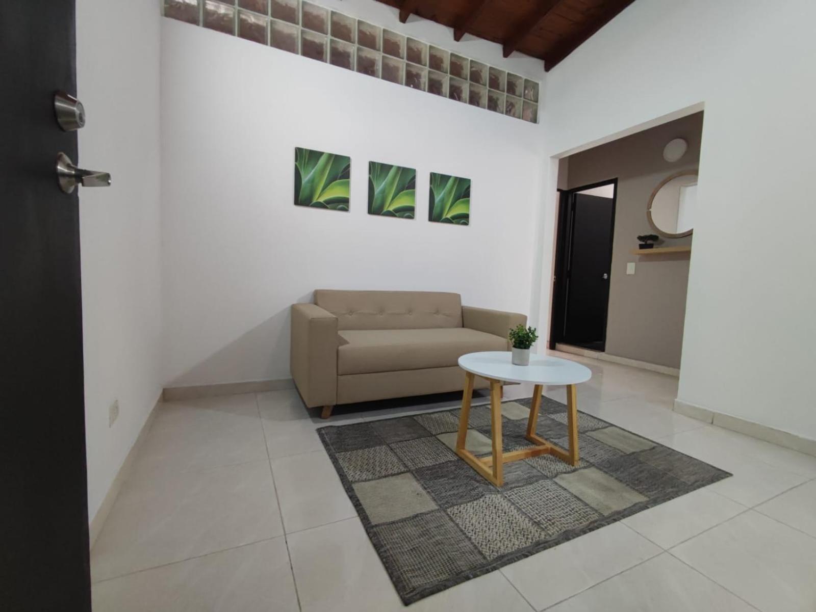 Apartamento 3 Habitaciones, Excelente ubicación a 2 minutos de la estación del metro