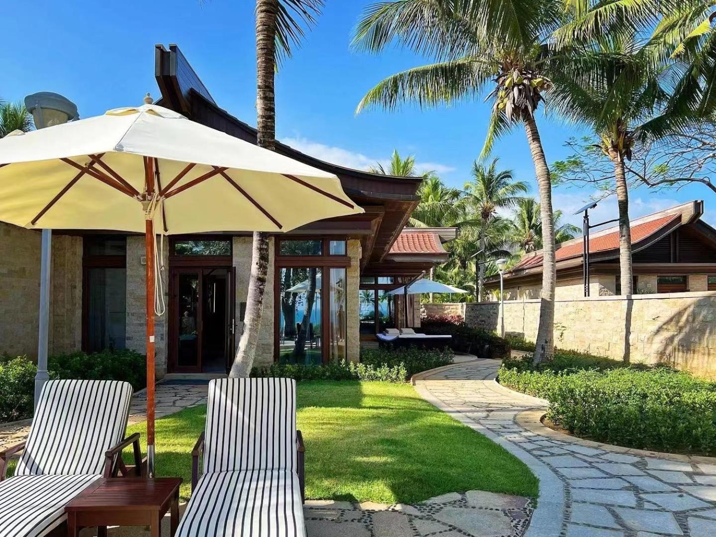 The St. Regis Sanya Yalong Bay Resort 32