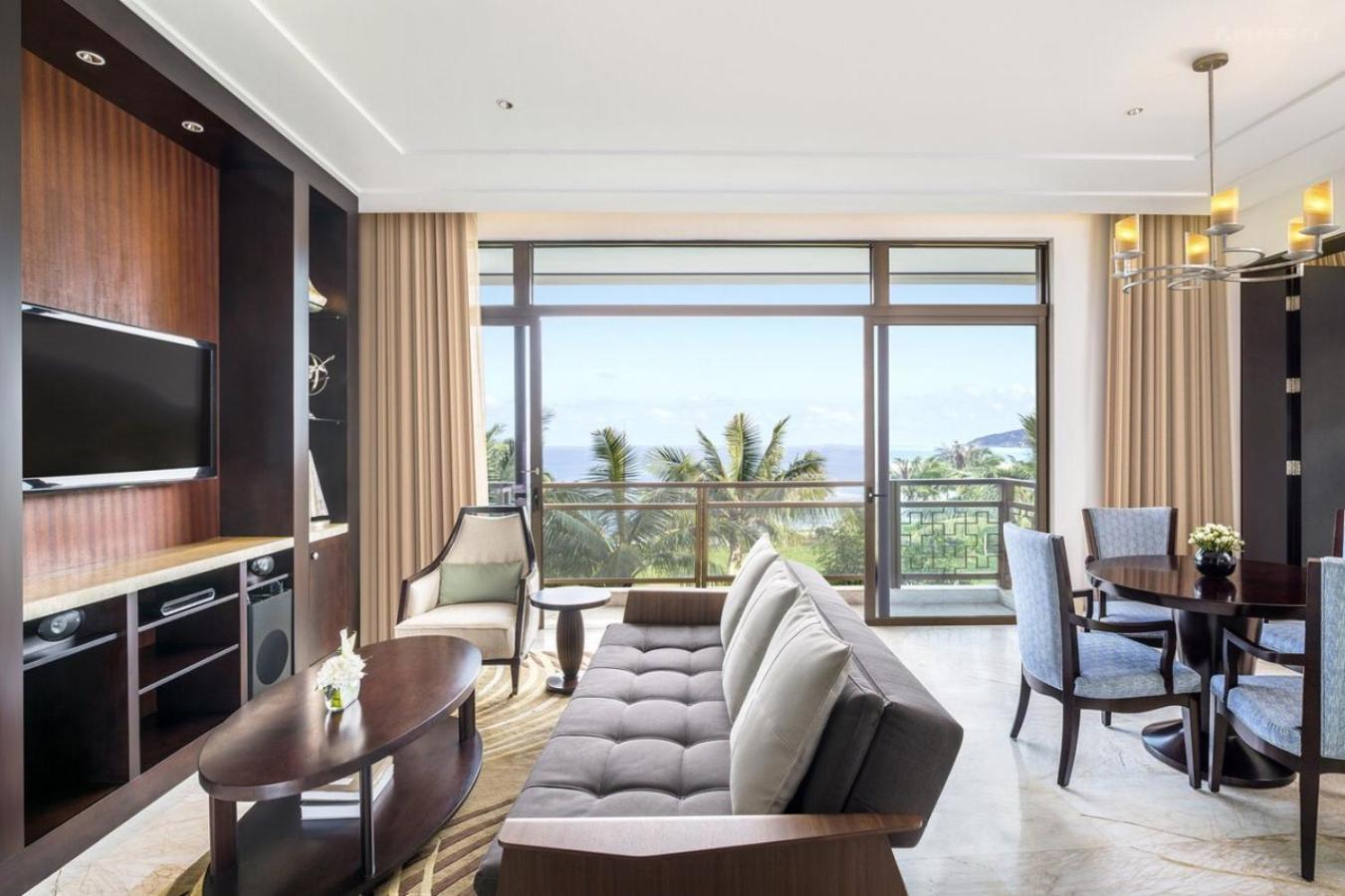 The St. Regis Sanya Yalong Bay Resort 29