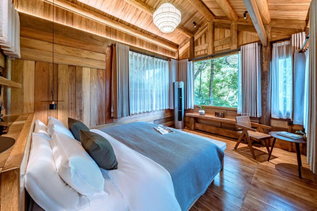 Homestead Hideaway