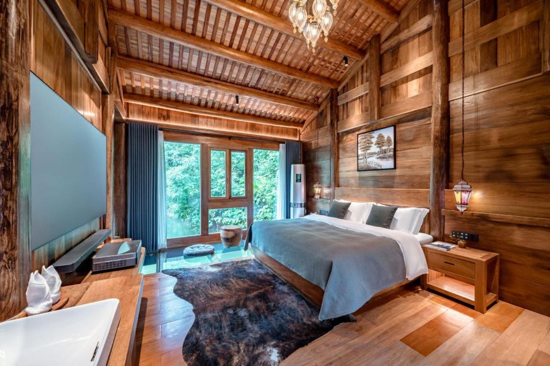 Homestead Hideaway