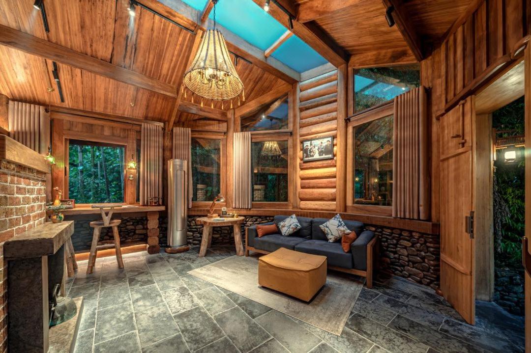 Homestead Hideaway