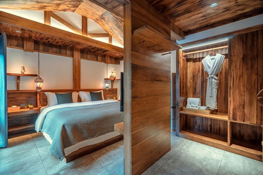 Homestead Hideaway