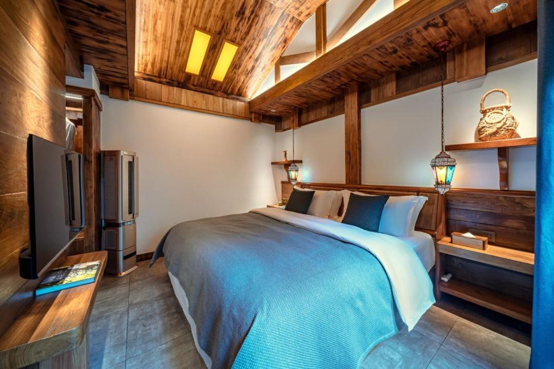Homestead Hideaway