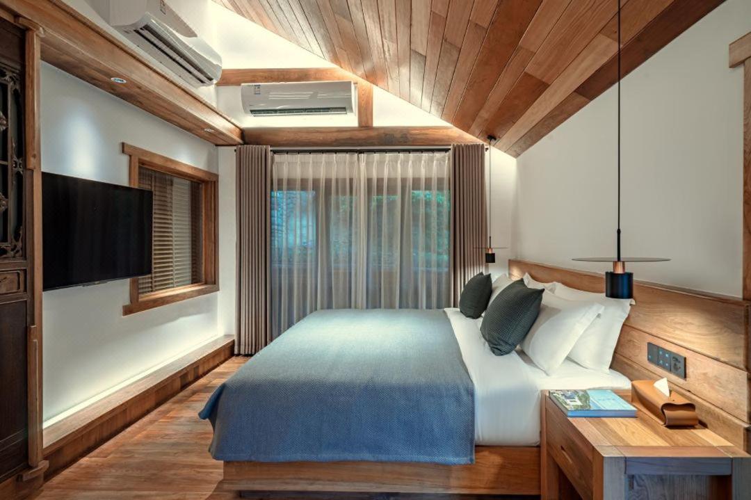 Homestead Hideaway