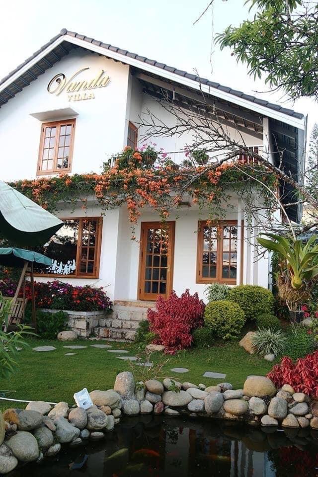 VANDA VILLA