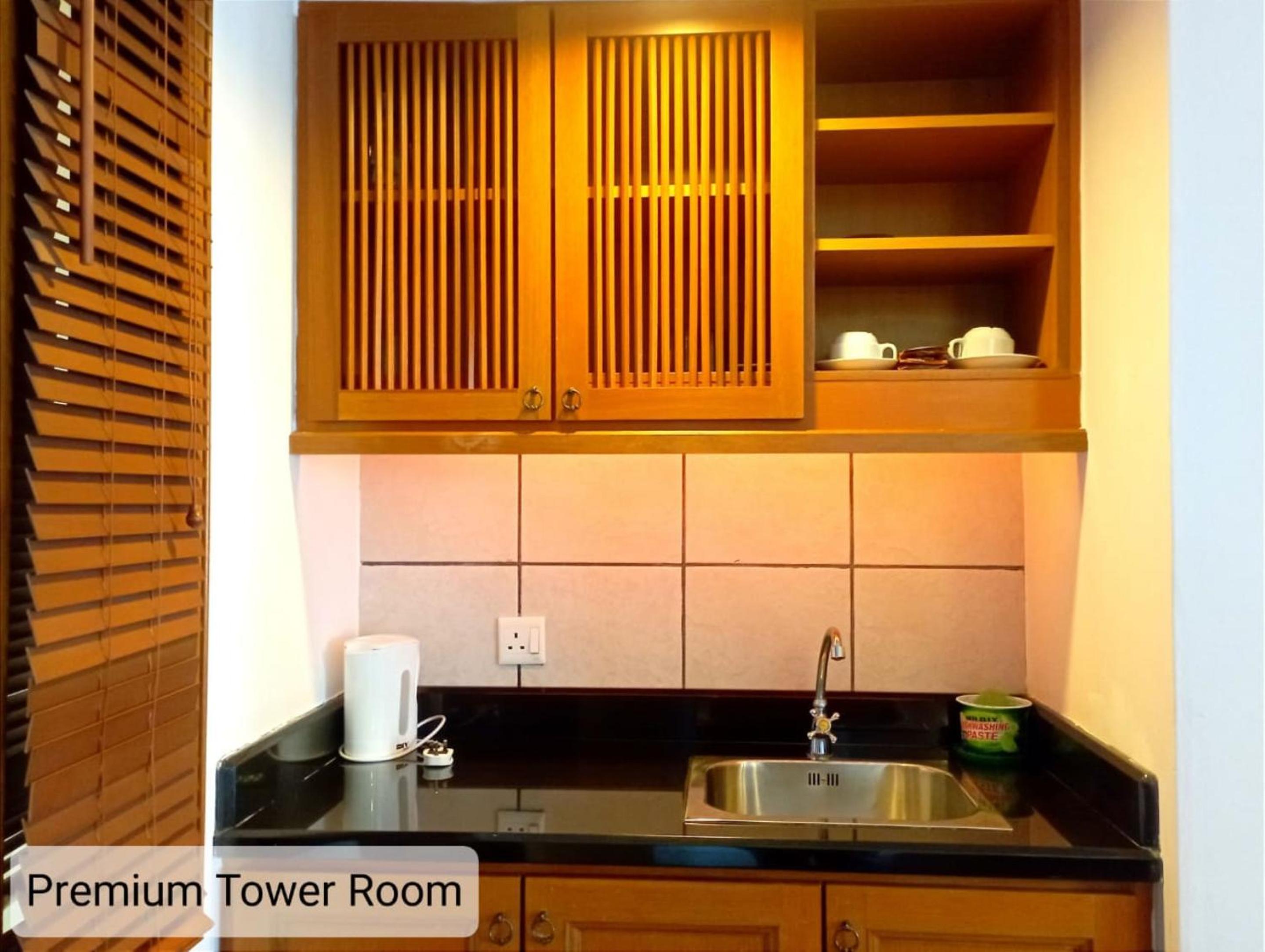 Alpine LXPD Premium Tower Room photo 6