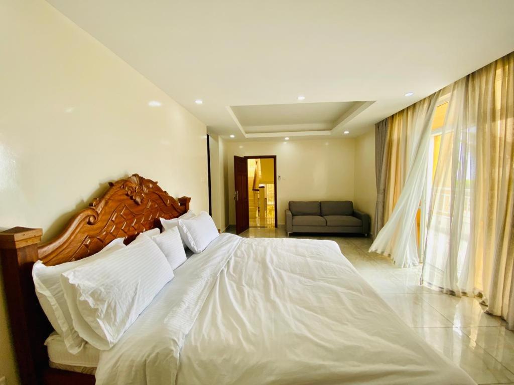 Sultana HOLIDAY HOMES