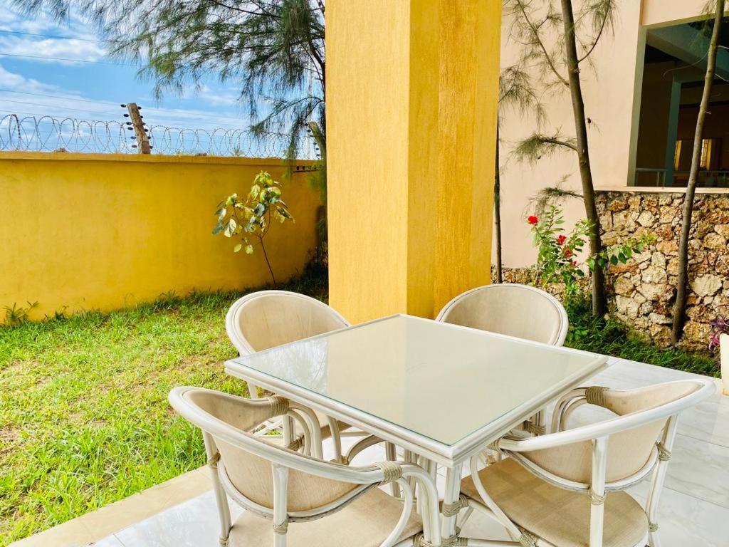 Sultana HOLIDAY HOMES
