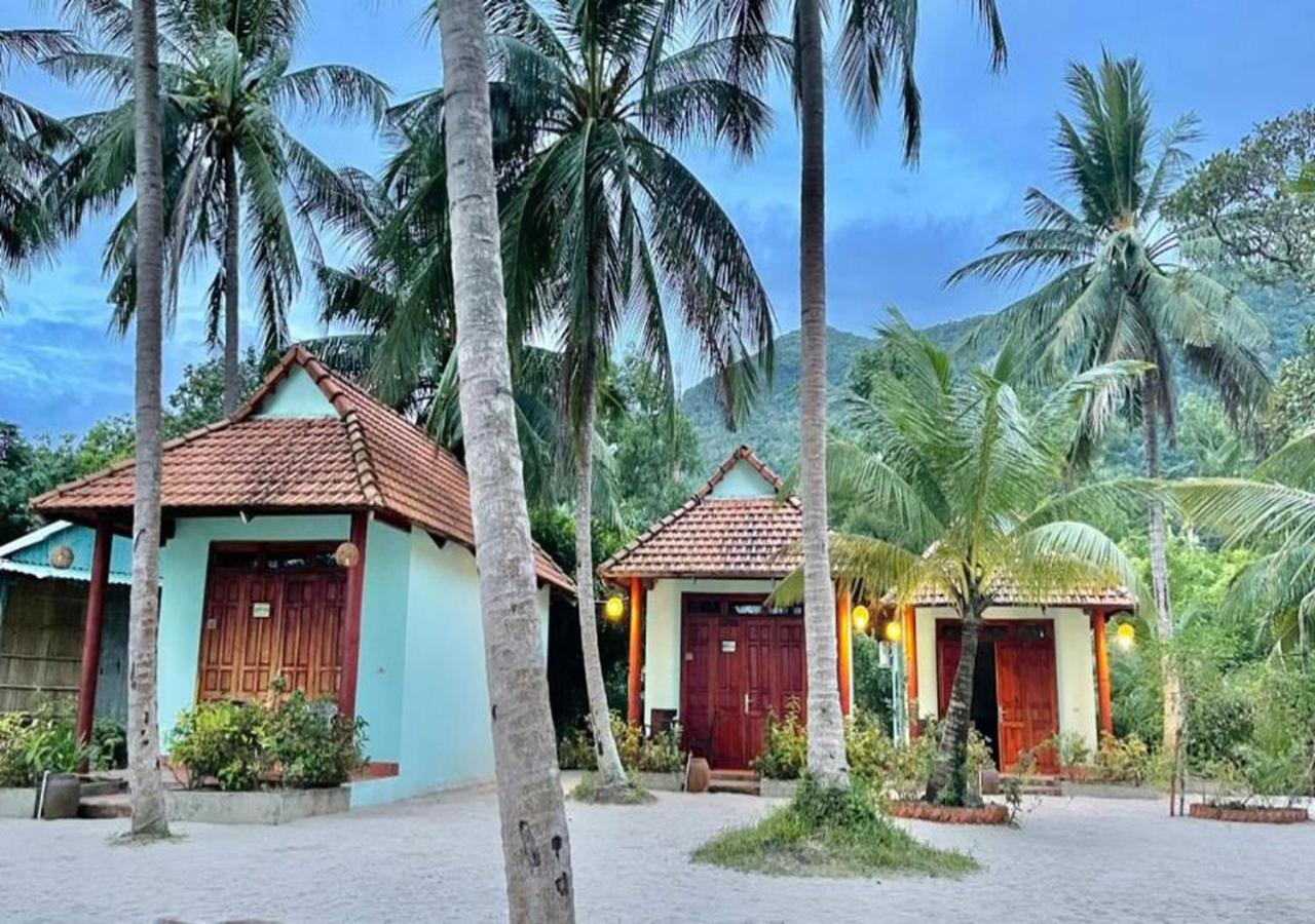 Kiki Coconut Beach Resort view 2