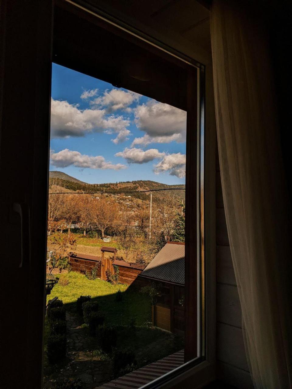 Krokus house view 3