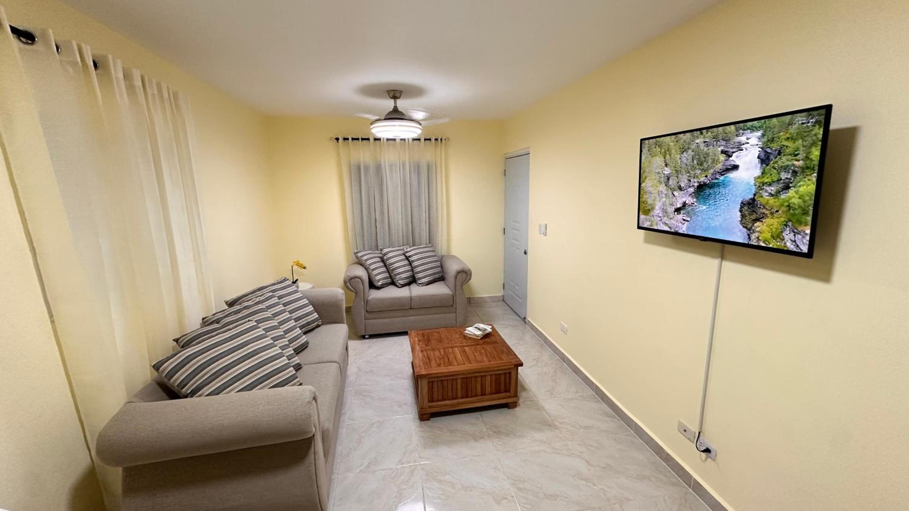 Our Cozy Home, Wi-Fi, AC, Parking, Near Beaches and Attractions in quiet area view 4