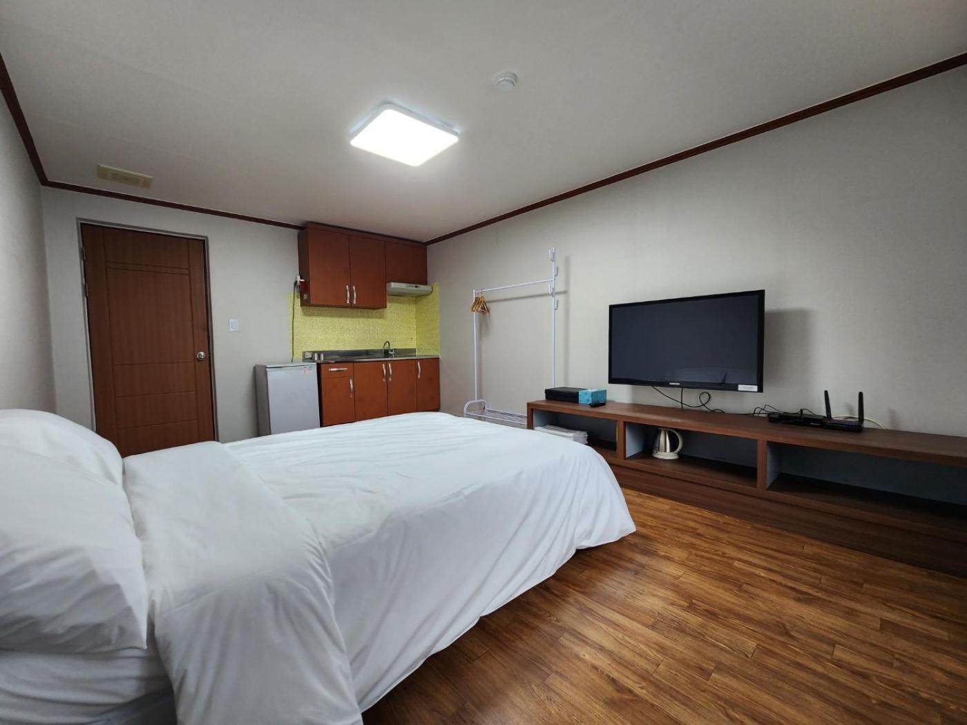 Sorak Y Hostel