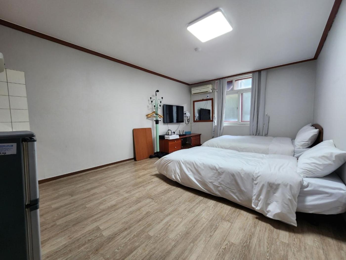 Sorak Y Hostel
