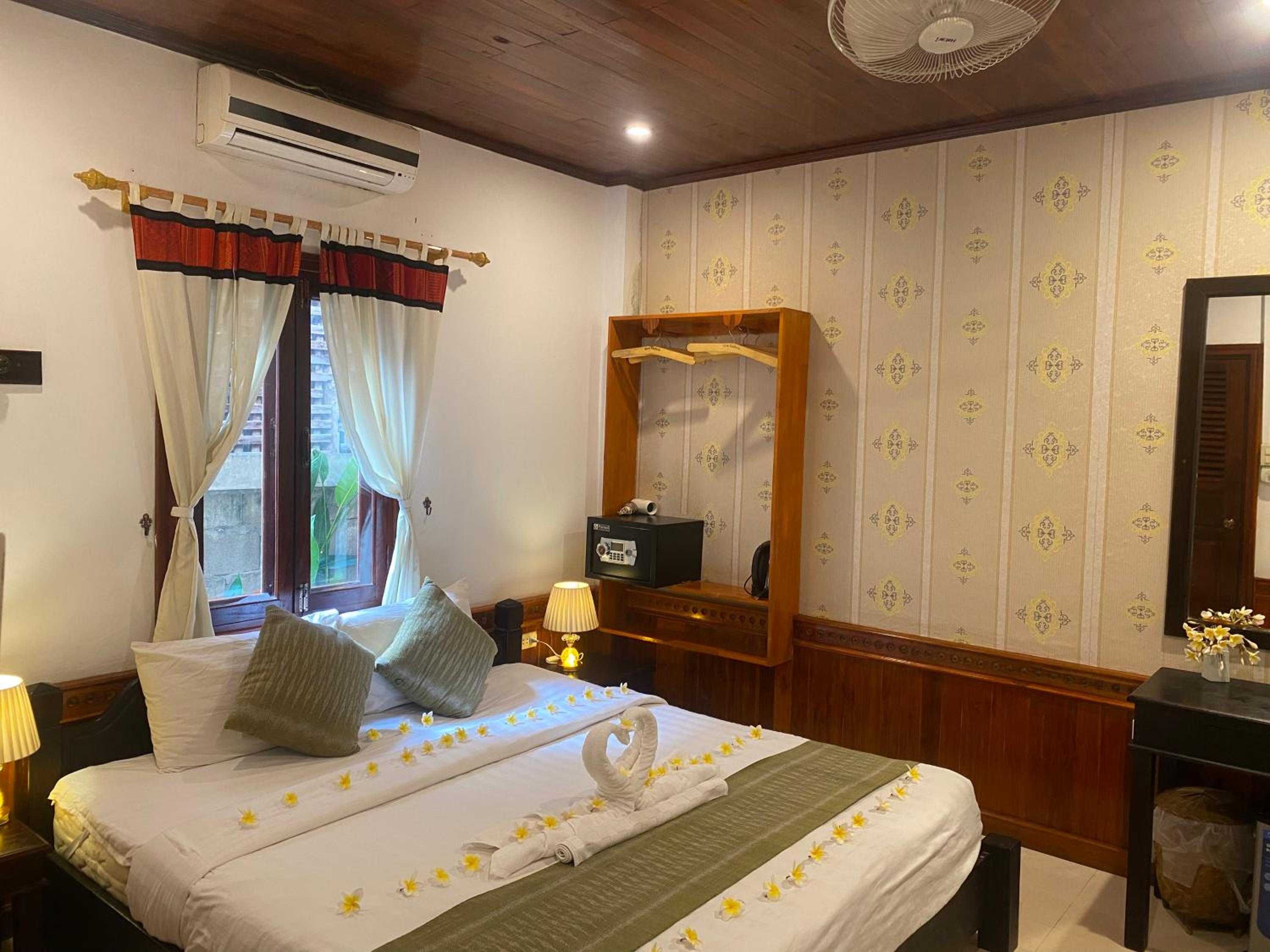Golden Lotus Place