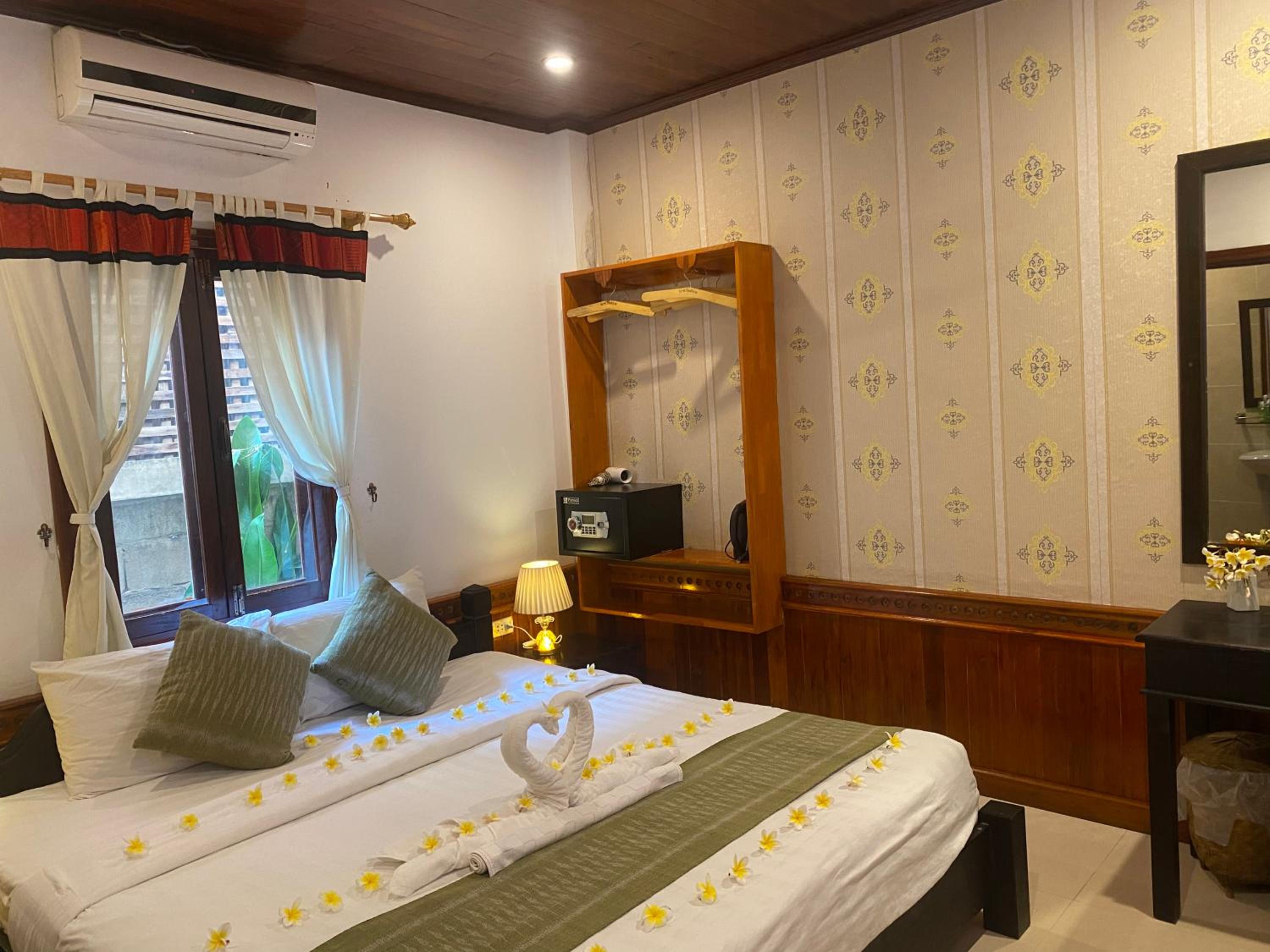 Golden Lotus Place