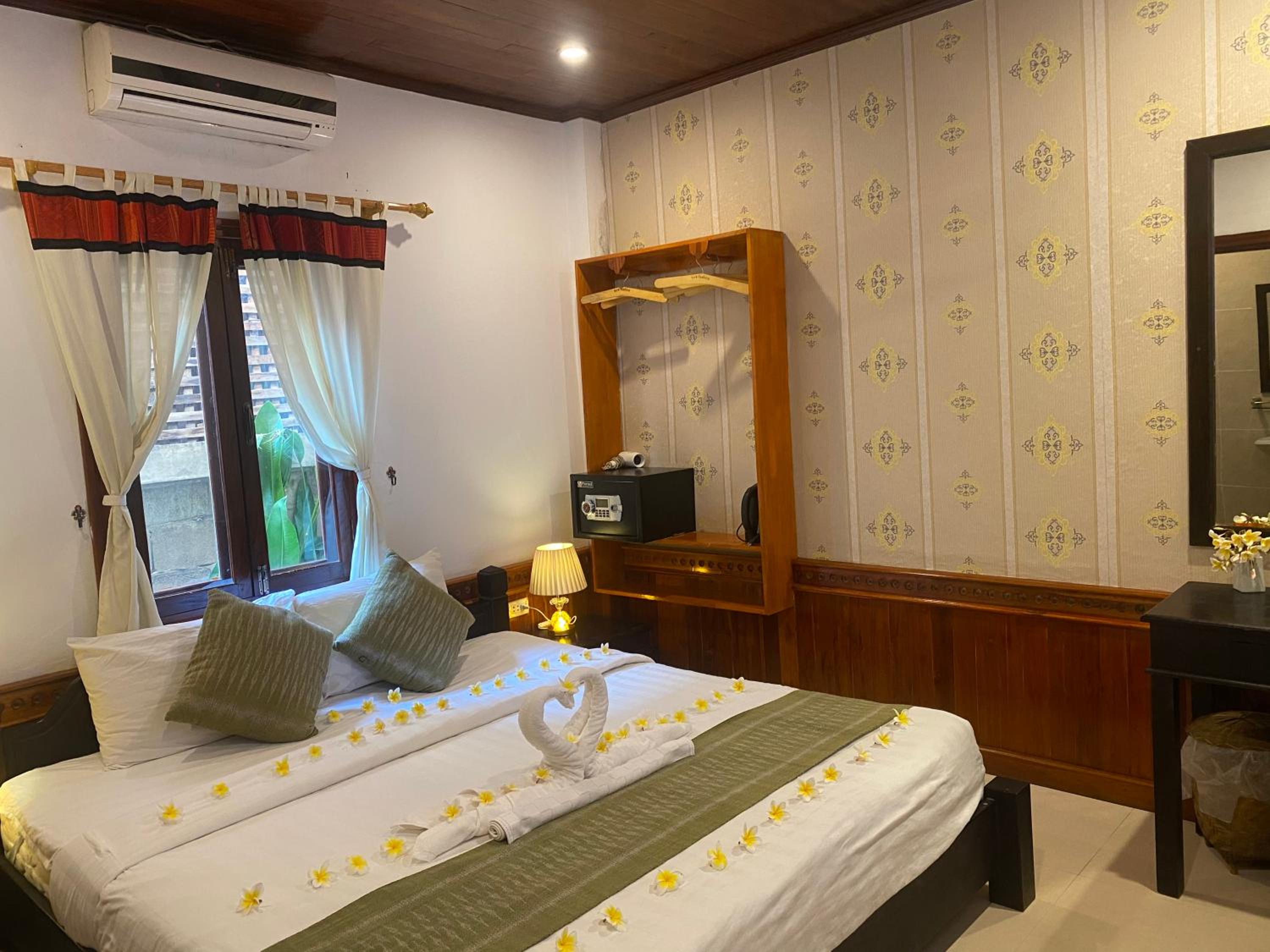 Golden Lotus Place