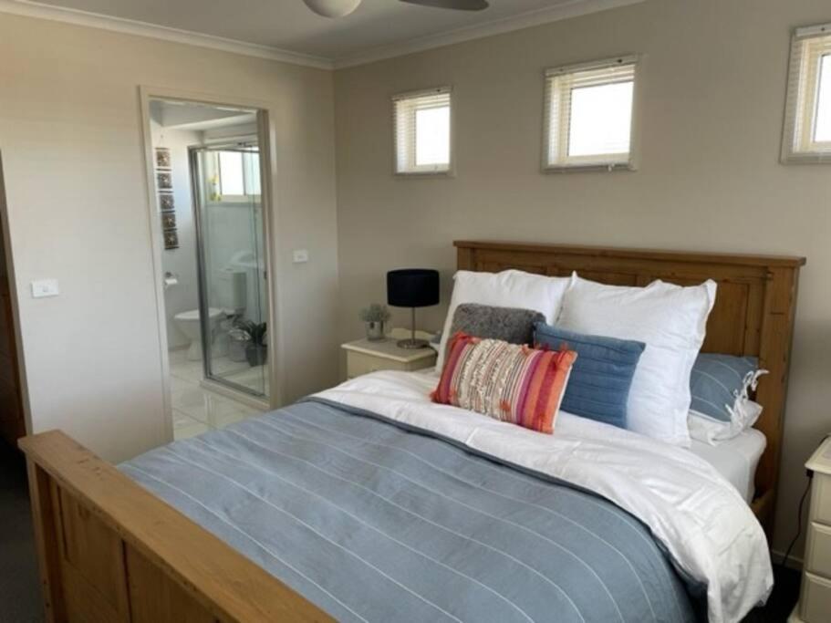Twin Beaches Retreat Cowes