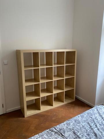 Large 3 bedroom family apartment close to the river
