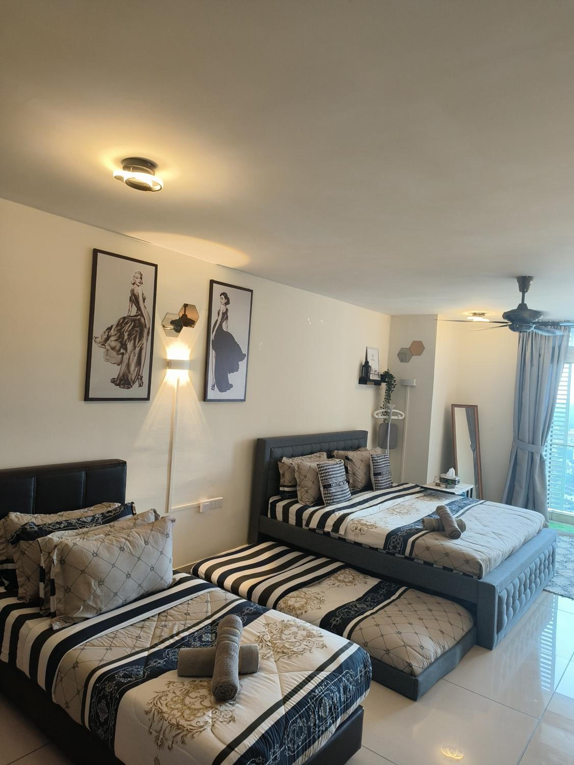 Ksl D'Esplanade Studio Apartment's 3