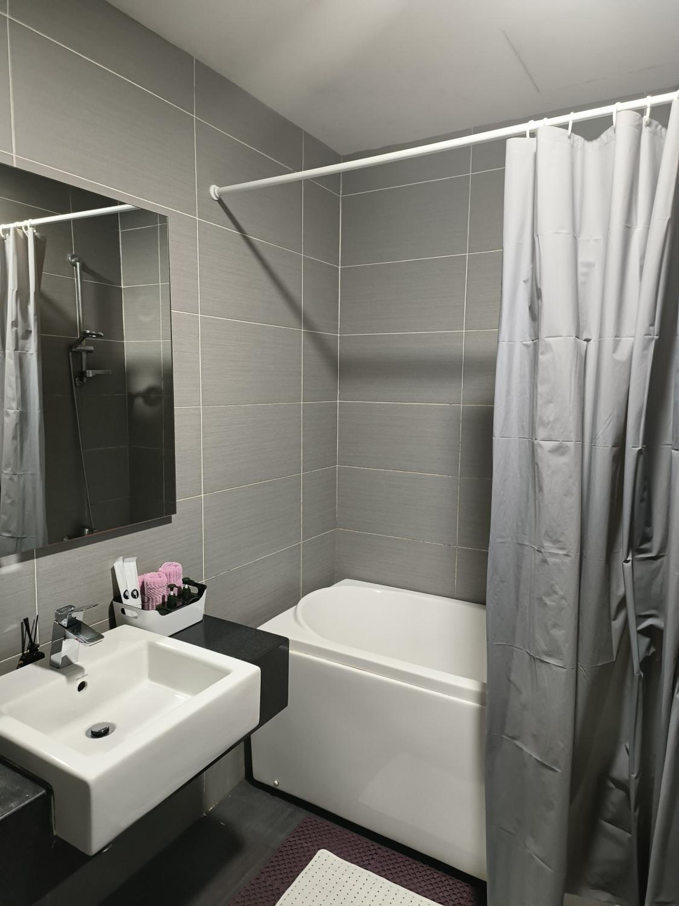 Ksl D'Esplanade Studio Apartment's 3
