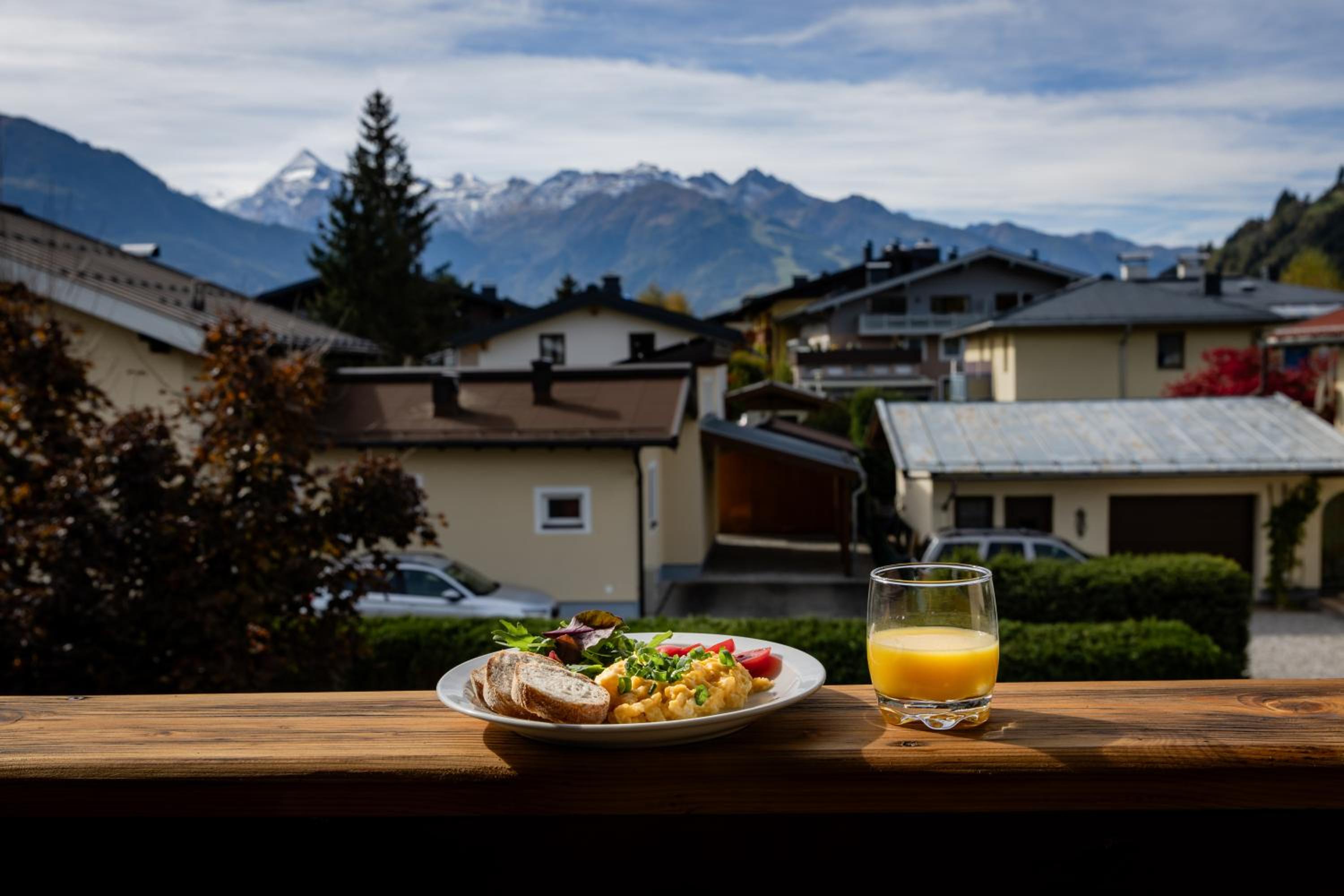 Chalet Frieda by Via Montes