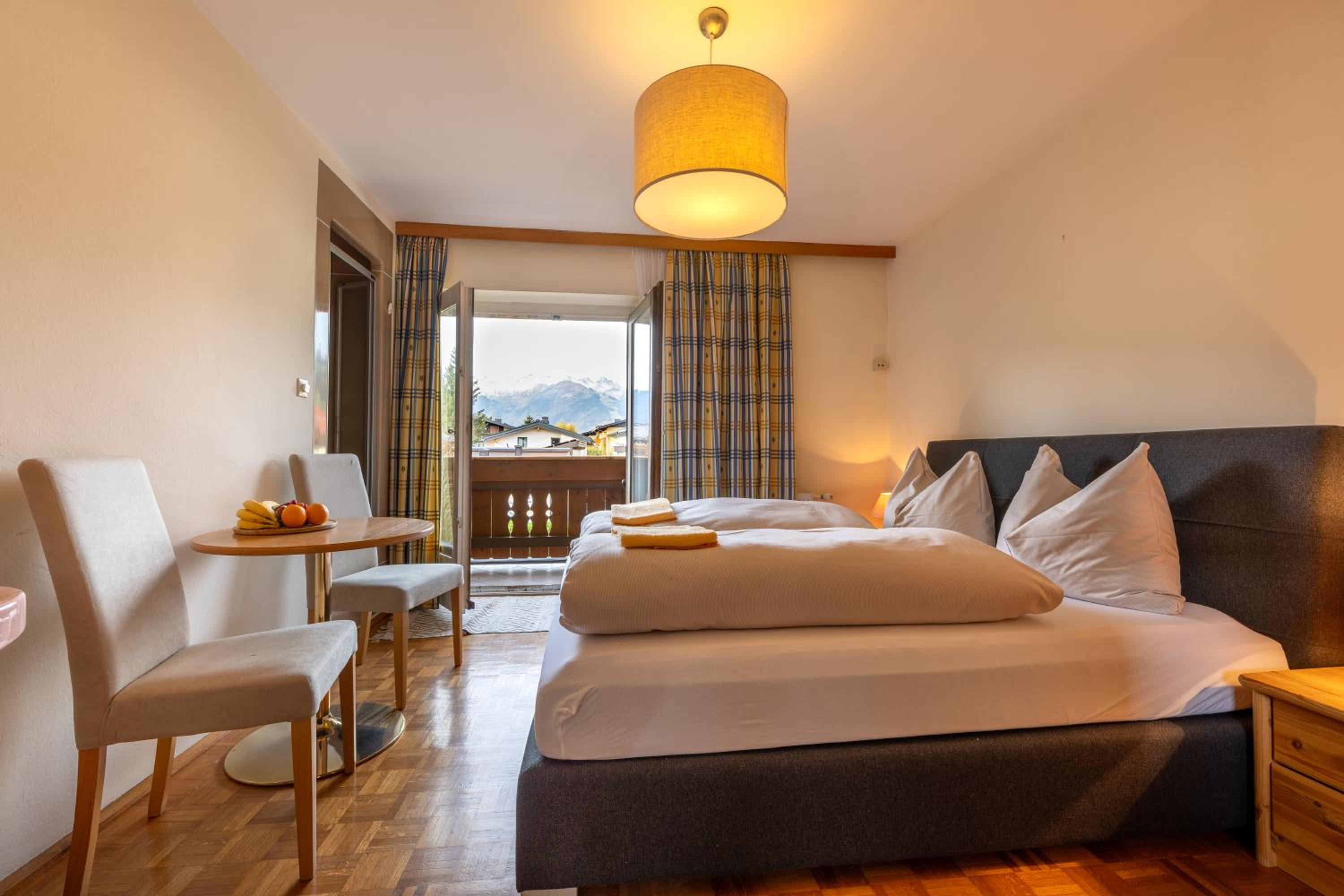 Chalet Frieda by Via Montes