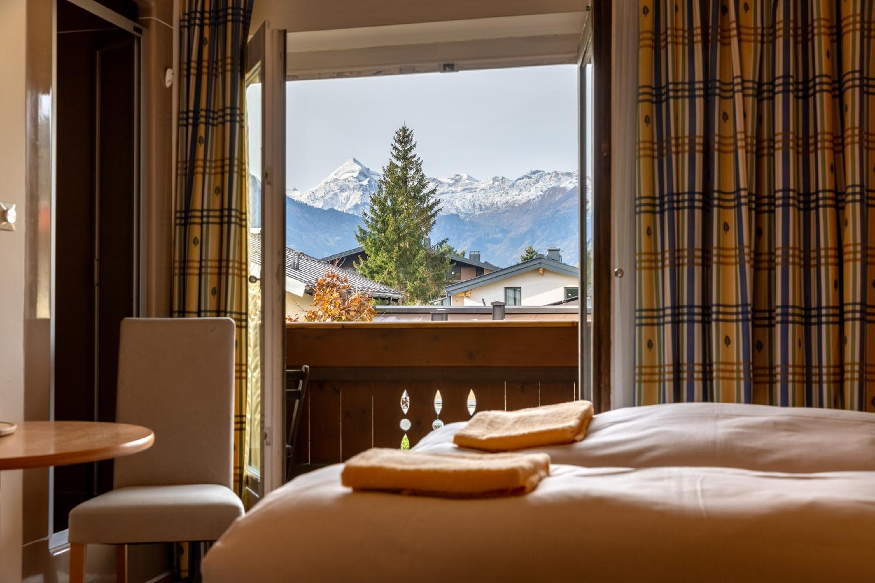 Chalet Frieda by Via Montes