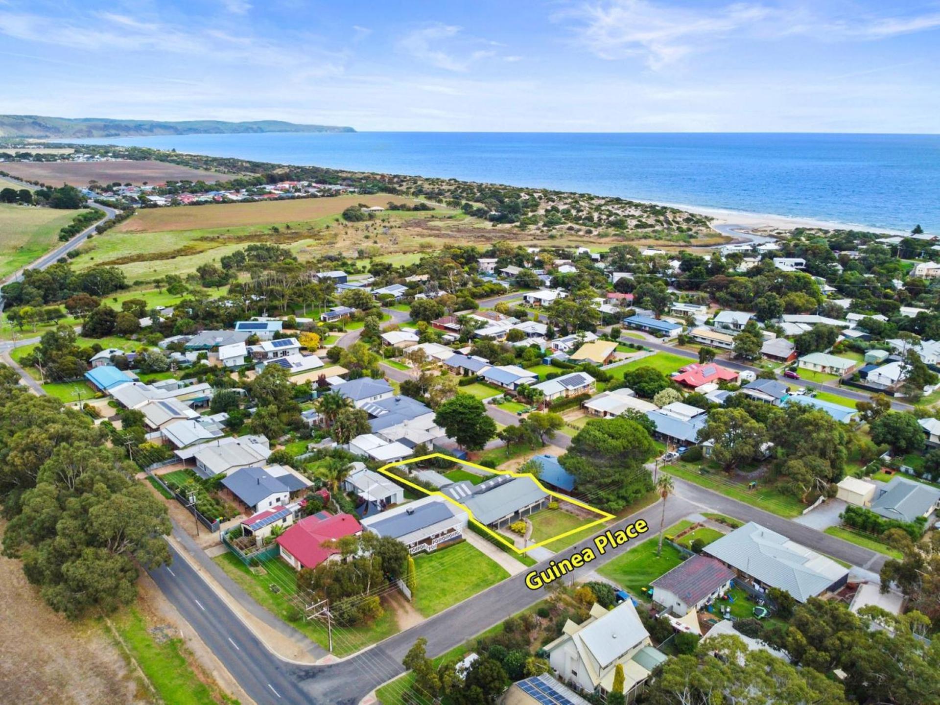 Sea Whisper - 6 Guinea Place