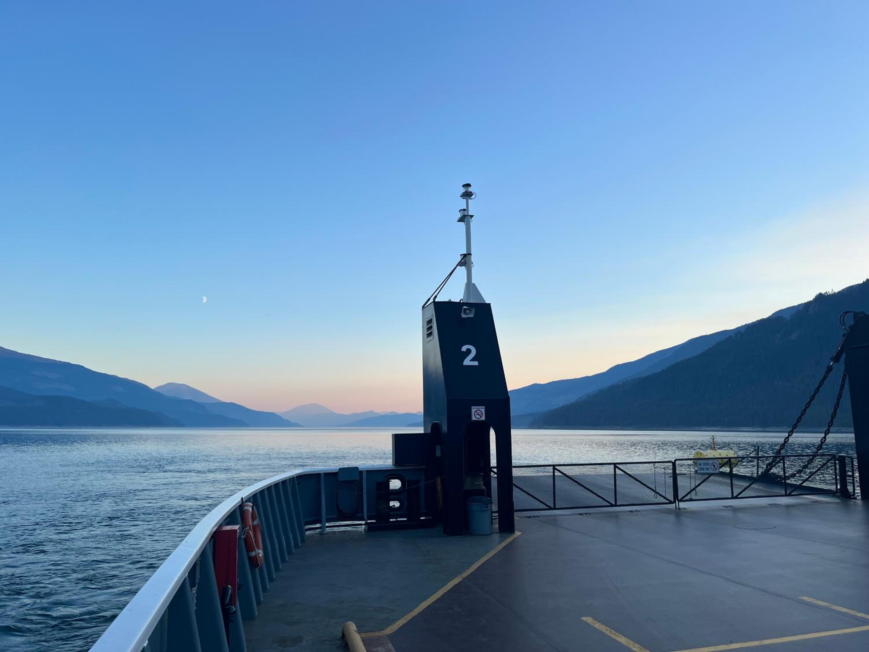 The Kootenay Lake House - A Private Luxury Retreat