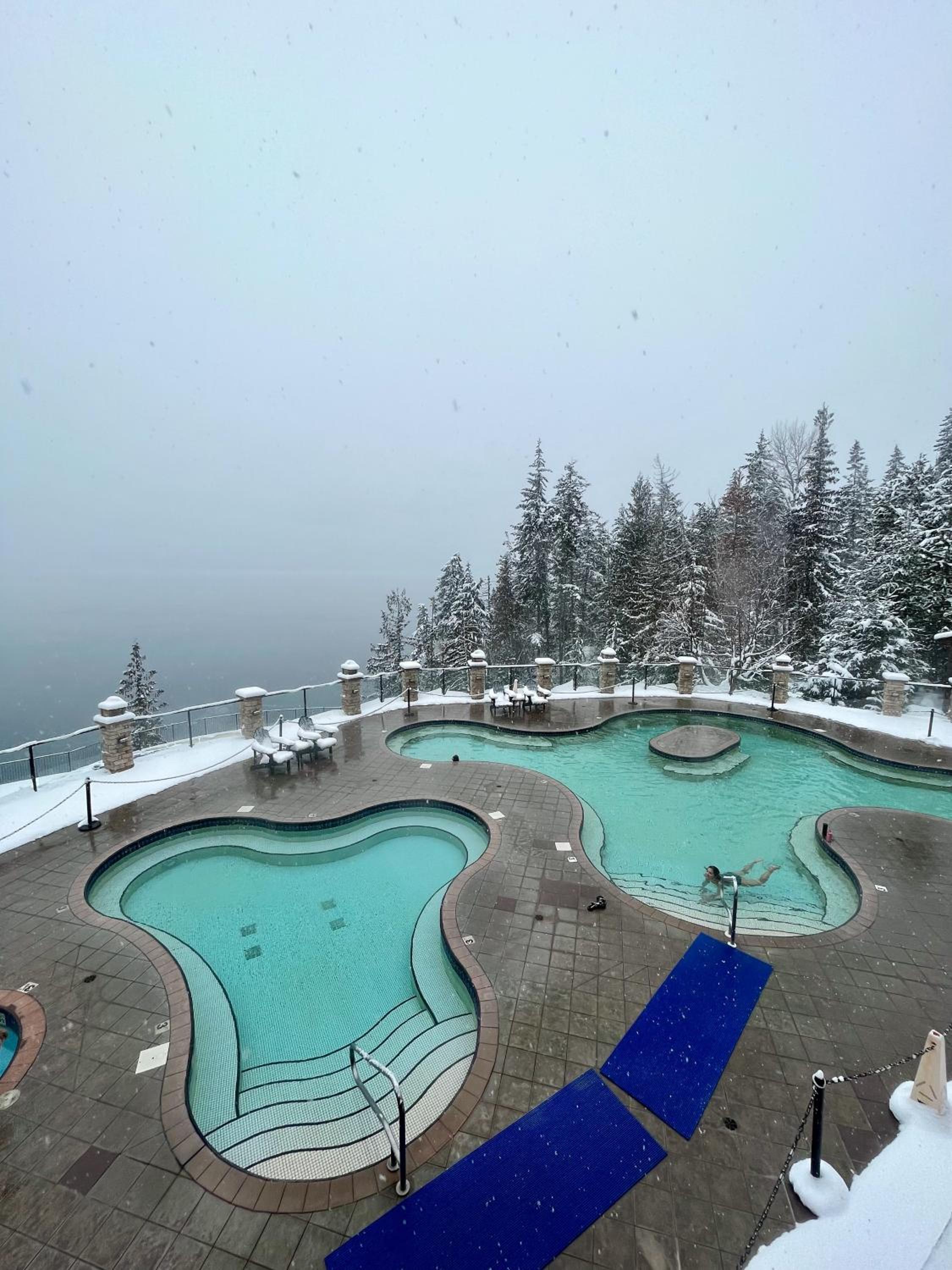 The Kootenay Lake House - A Private Luxury Retreat